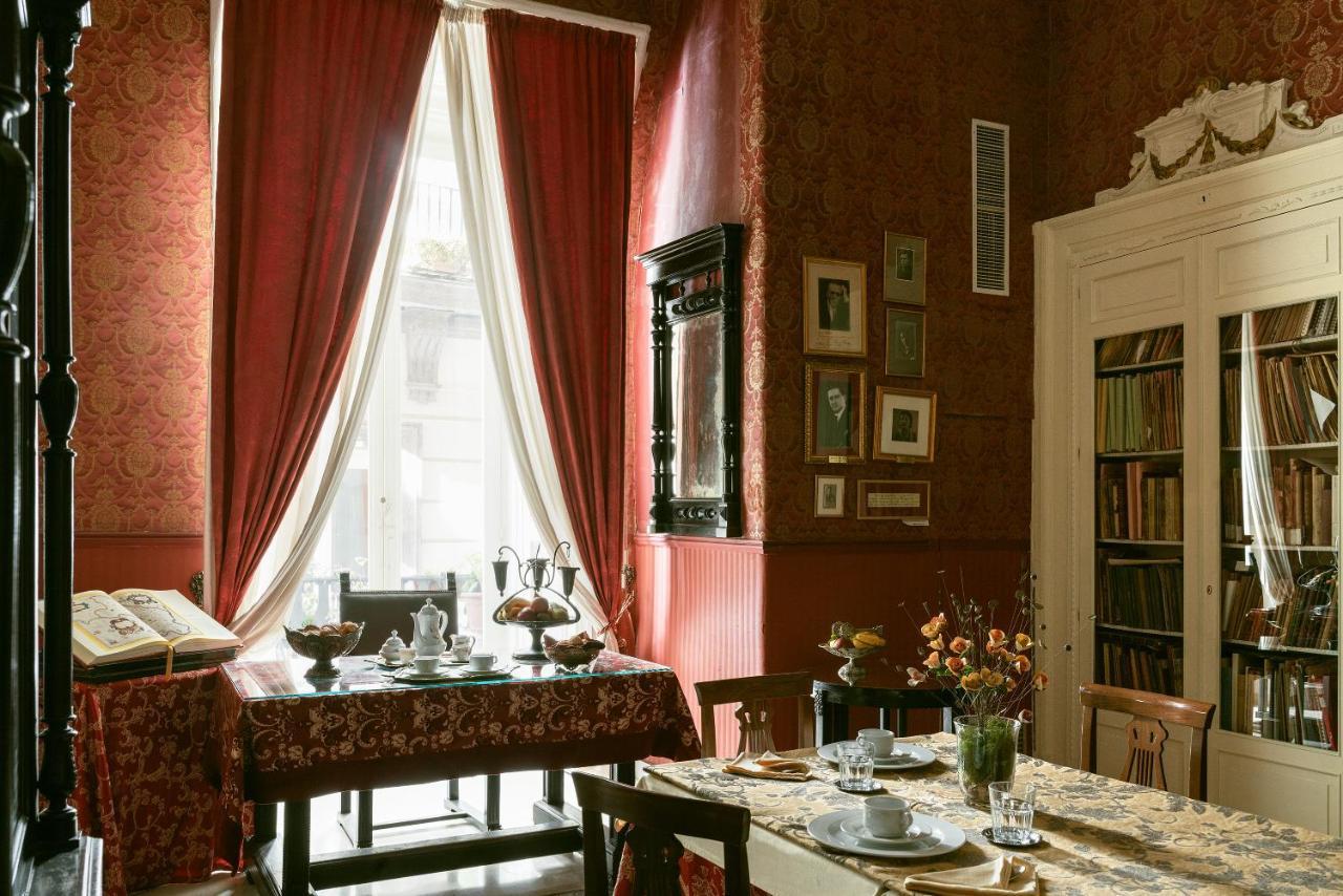 Carafa Di Maddaloni Residenza Di Charme Otel Napoli Dış mekan fotoğraf