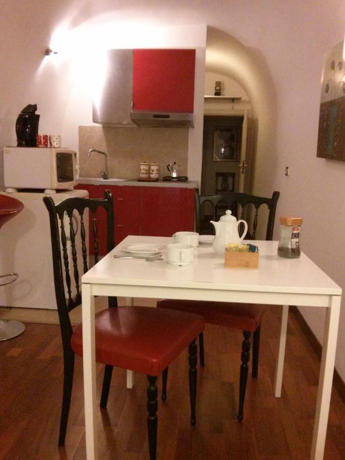 Carafa Di Maddaloni Residenza Di Charme Otel Napoli Dış mekan fotoğraf