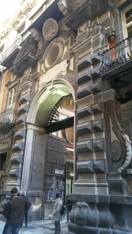 Carafa Di Maddaloni Residenza Di Charme Otel Napoli Dış mekan fotoğraf